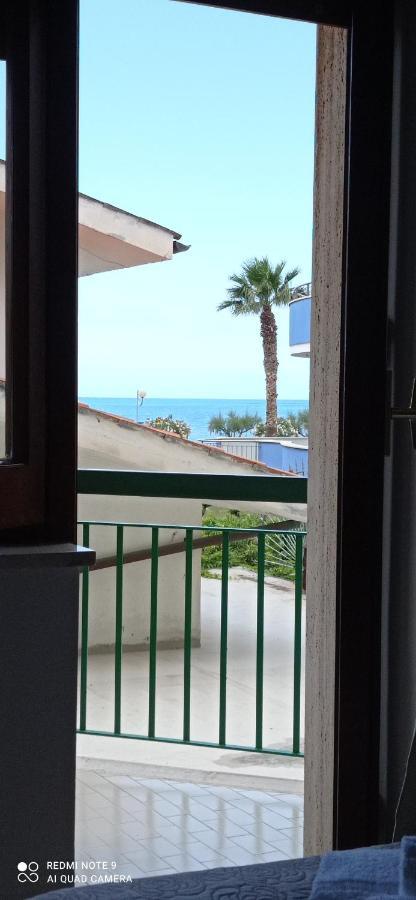 Ad Un Passo Dal Mare Bed & Breakfast Praia a Mare Luaran gambar